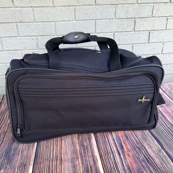 COPY - Atlantic Black Tote Duffel Bag Luggage - Picture 2 of 8